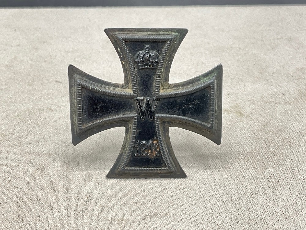 WWII Iron Cross 1st Class (Eisernes Kreuz, EK1): WWII Iron Cross 1st Class (Eisernes Kreuz, EK1). 800 Silver.Dimensions: 1 3/4” x 1 3/4”