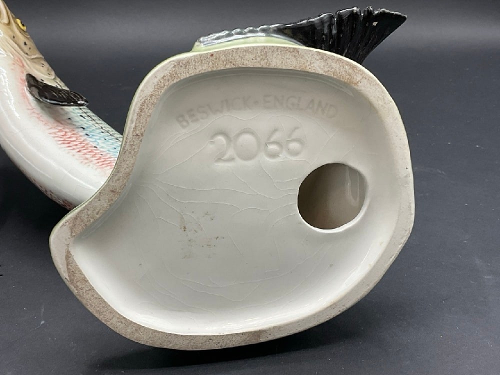 Beswick Leaping Ceramic Trout #2066 - 4