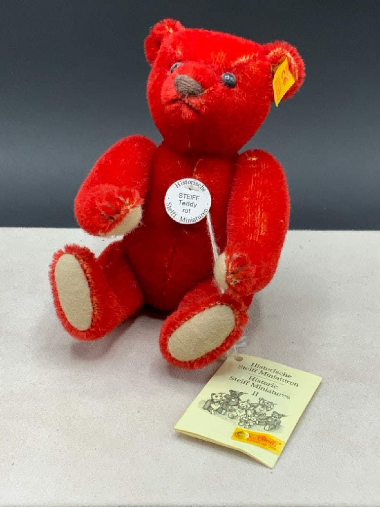 Historic Steiff “Teddy Rot?? Miniature (1 of 4)
