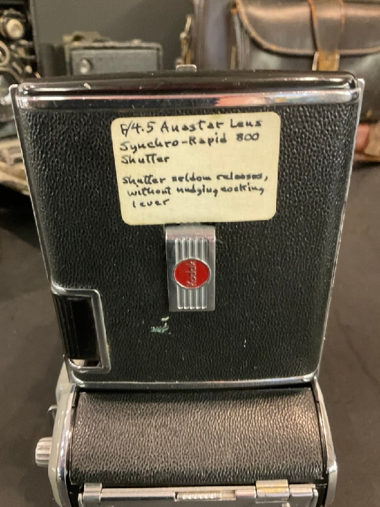 Estate Compiled Vintage Cameras - 7