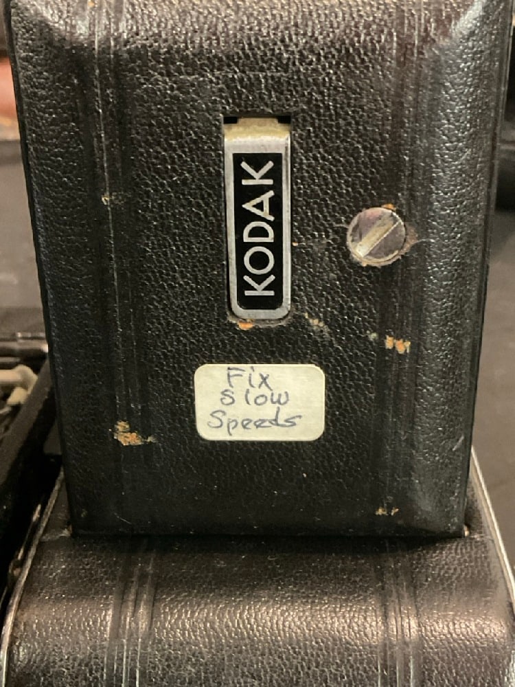 Estate Compiled Vintage Cameras - 8
