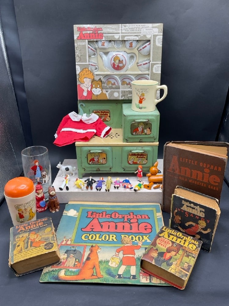 Little Orphan Annie Lot (1 of 12)