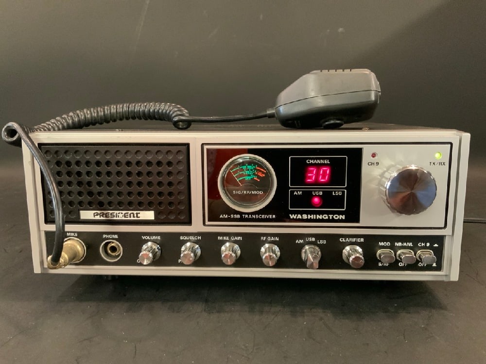 President AM -SSB Washington Transceiver: President AM -SSB Washington Transceiver Serial No. 13002083In Working OrderDimensions:13” L x 11”D x 5” H