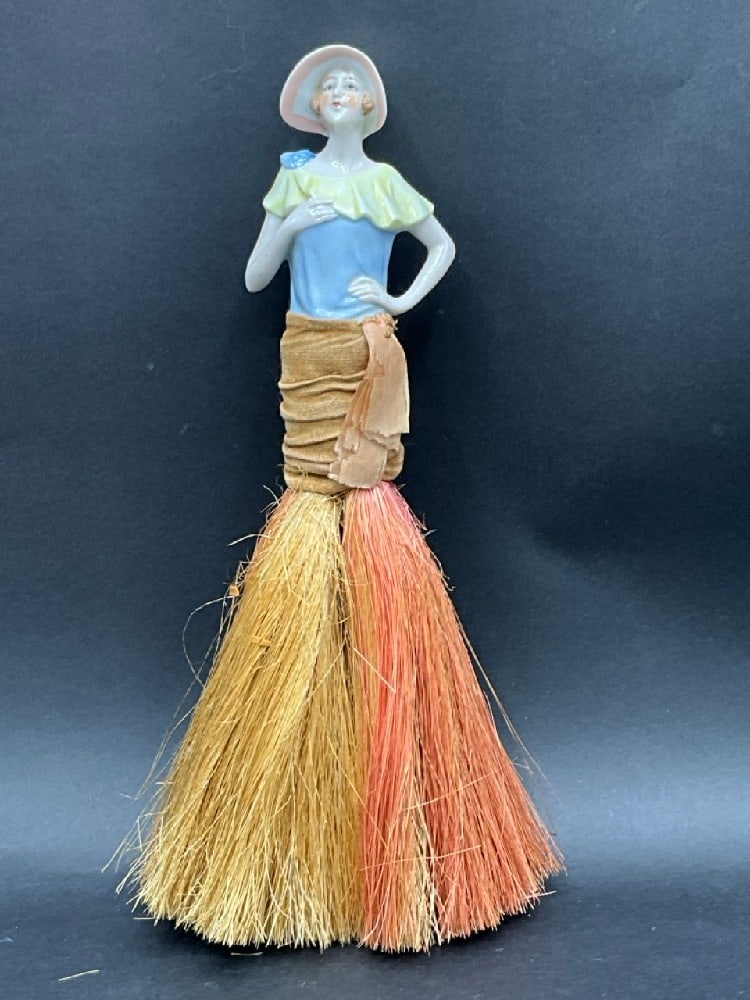 Porcelain Art Deco Half Doll Brush (1 of 3)