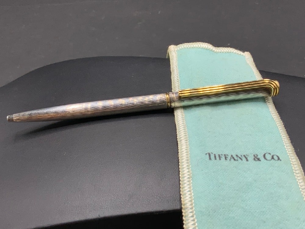 Tiffany & Co. West Germany Sterling 925 Dipolmat Pen w/ Gold Plating. 24.5 gramsDimensions: 5: Tiffany & Co. West Germany Sterling 925 Dipolmat Pen w/ Gold Plating. 24.5 gramsDimensions: 5 1/2” w/ Pouch.