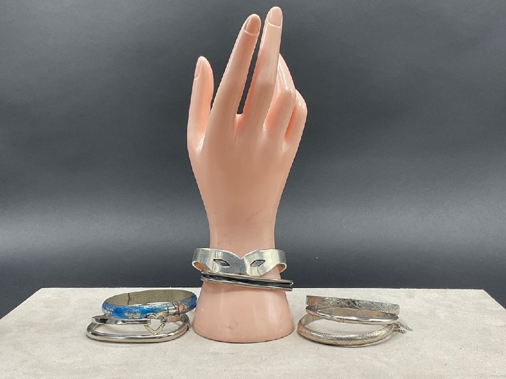 8 Sterling Silver Hinged Bangles and Cuff Bracelets  - 2