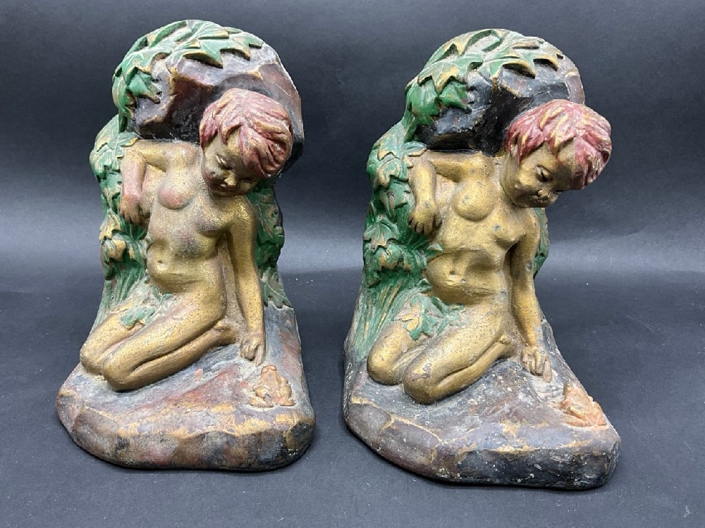 Antique S. Morani Armor Bronze Coated Plaster Bookends: Antique S. Morani Armor Bronze Coated Plaster Bookends. Dimensions: 8” x 5” x 5”