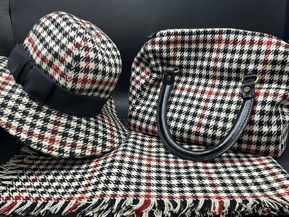 Irene of New York for Saks Fifth Avenue Vintage Hat, Scarf, and Handbag Ensemble: Irene of New York for Saks Fifth Avenue Vintage Hat, Scarf, and Handbag Ensemble. Bob Greene for Irene of New York Handbag. This Three Piece Set is Wool with Houndstooth pattern in Very Good Condition