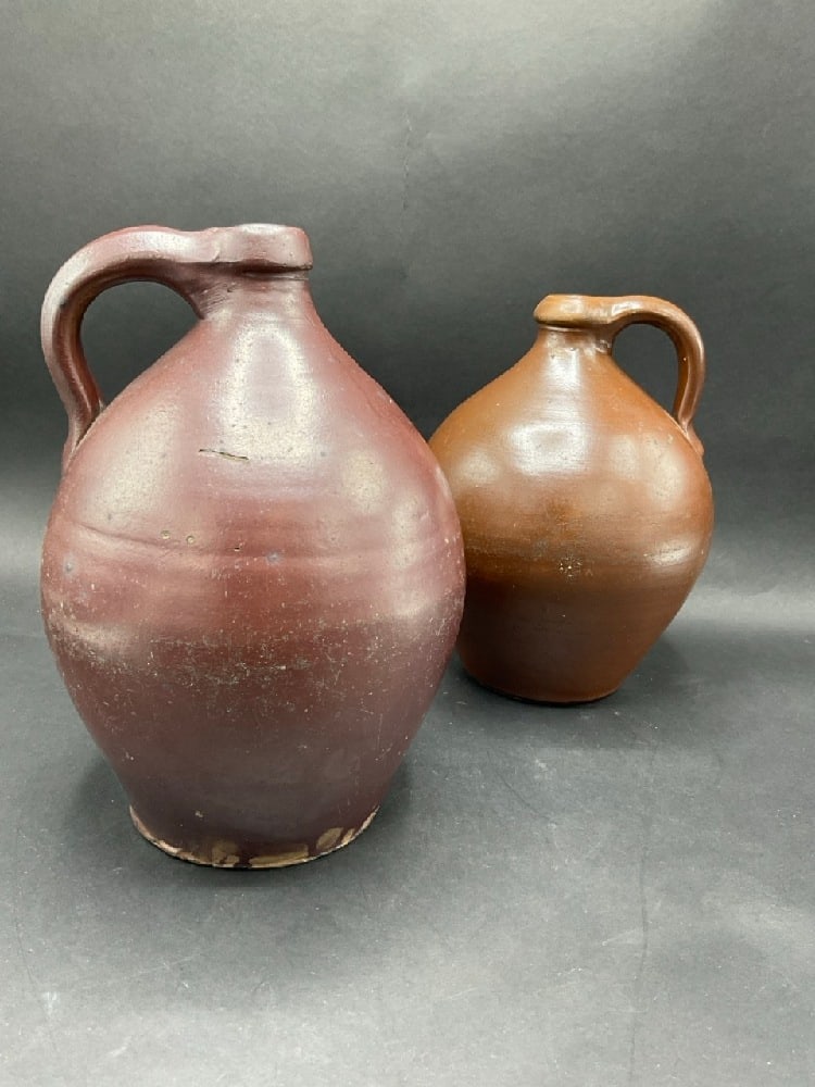 Large Shaker Jug & Slipware Jug (1 of 8)