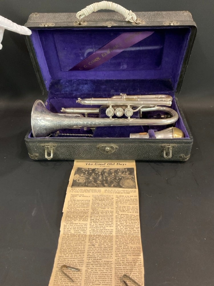C.G Conn in Elkhart, Indiana Civil War Era Union Label Trumpet - L125837: C.G Conn in Elkhart, Indiana Civil War Era Union Label Trumpet. Pat. April 2, 1907Dimensions: 5” x 14 1/2” Case: 9 1/2” x 16” 5 1/2”