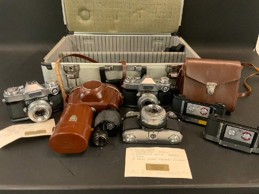 Mixed Zeiss Contaflex Camera Lot w/ Accessories (1 of 7)