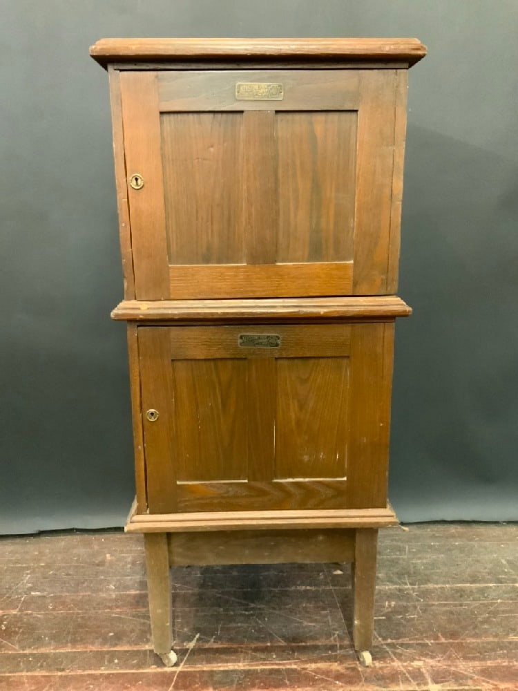 Antique Keystone View Stereo Card Cabinet (1 of 13)