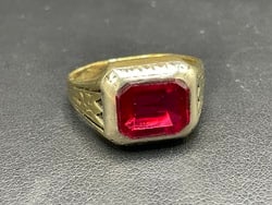 10K Yellow Gold Ruby Ring - 2