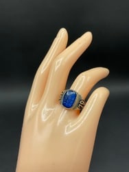 10K Yellow Gold 1979 Class Ring: 10K Yellow Gold 1979 Class Ring.Size 8.Total weight: 5.55 grams.