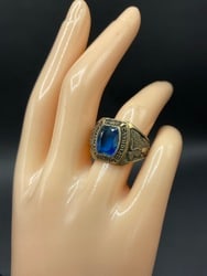 Balfour 10K Yellow Gold 1975 Burke Catholic High School Class Ring (1 of 4)
