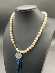 14K Freshwater Pearl Strand Necklace 16?? Strand: 14K Freshwater Pearl Strand Necklace 16” Strand.Dimensions: 7.55 mm pearls. 16: length.