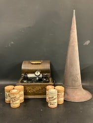 Edison Standard Phonograph w/ (8) Records (1 of 11)