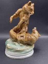 Zsolnay Hungarian Porcelain Bear Fight Porcelain Statue c.1911 (1 of 4)