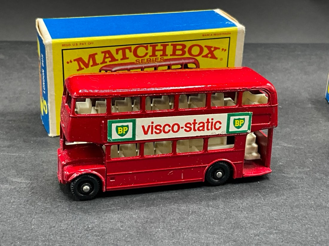 Two (2) #5 Matchbox Visco Static Bus - 4