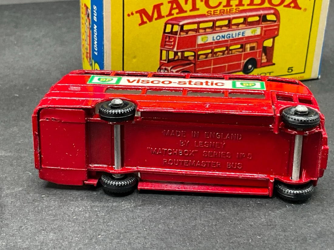 Two (2) #5 Matchbox Visco Static Bus - 8