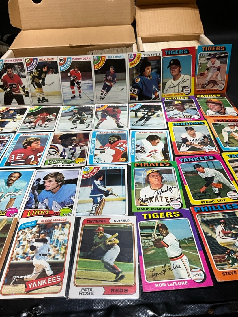 1977 Topps Baseball Cards - 3