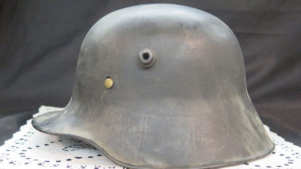 WW2 German M1918 Transitional Helmet (1 of 5)