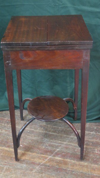 English Mahogany Drop Leaf Side Table (1 of 5)