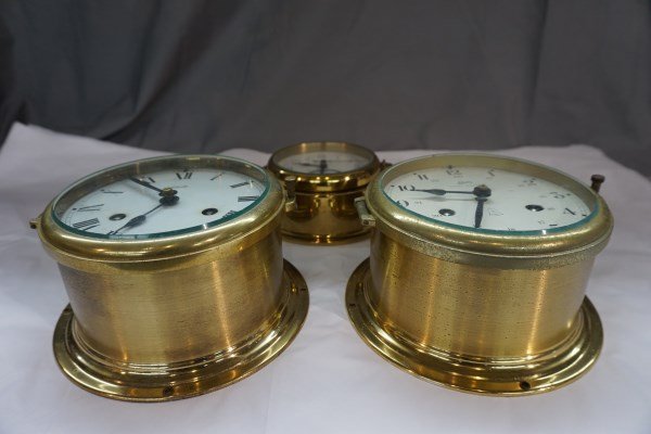 Aug. Schatz & Sohne Nautical Clocks (1 of 8)