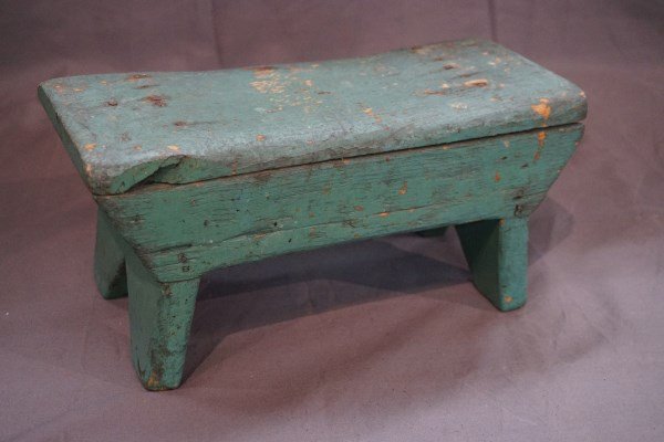 Primitive American Green Painted Buggy Step (1 of 4)