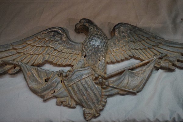 Cast Iron Spread Eagle Plaque (1 of 5)