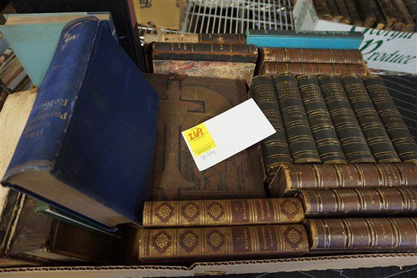 Qty of 22 Estate Library Books Lot (1 of 5)