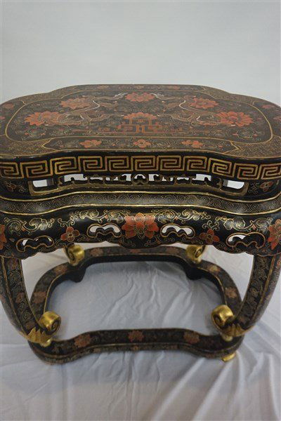 Chinese Lacquerware Dragon Decorated Table (1 of 4)