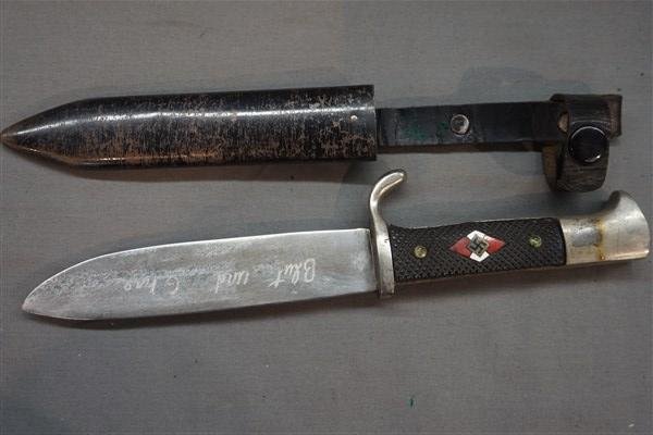 Anton Wingen Jr. Hitler Third Reich Youth Knife: Anton Wingen Jr. Hitler third reich youth knife. Dimensions: 9 1/2" Length