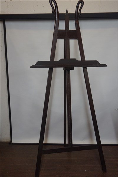 Edward Dechaux New York Mahogany Easel (1 of 4)