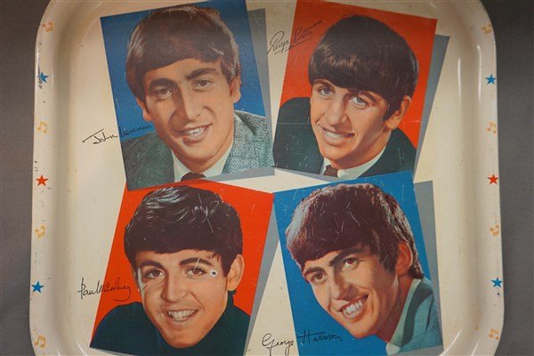 Vintage Beatles Tray: Vintage Beatles tray. Ringo Starr, George Harrison, Paul McCartney and John Lennon.Made in Great Britain. Dimensions: 13" X 13"