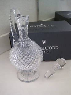 Waterford Crystal Master Cutters Decanter: Waterford Crystal Master Cutters Decanter comes with original box.