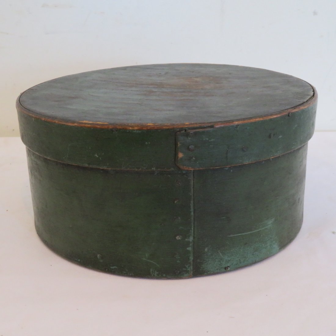 Green painted pantry box: Green painted pantry box, 4" x 9"