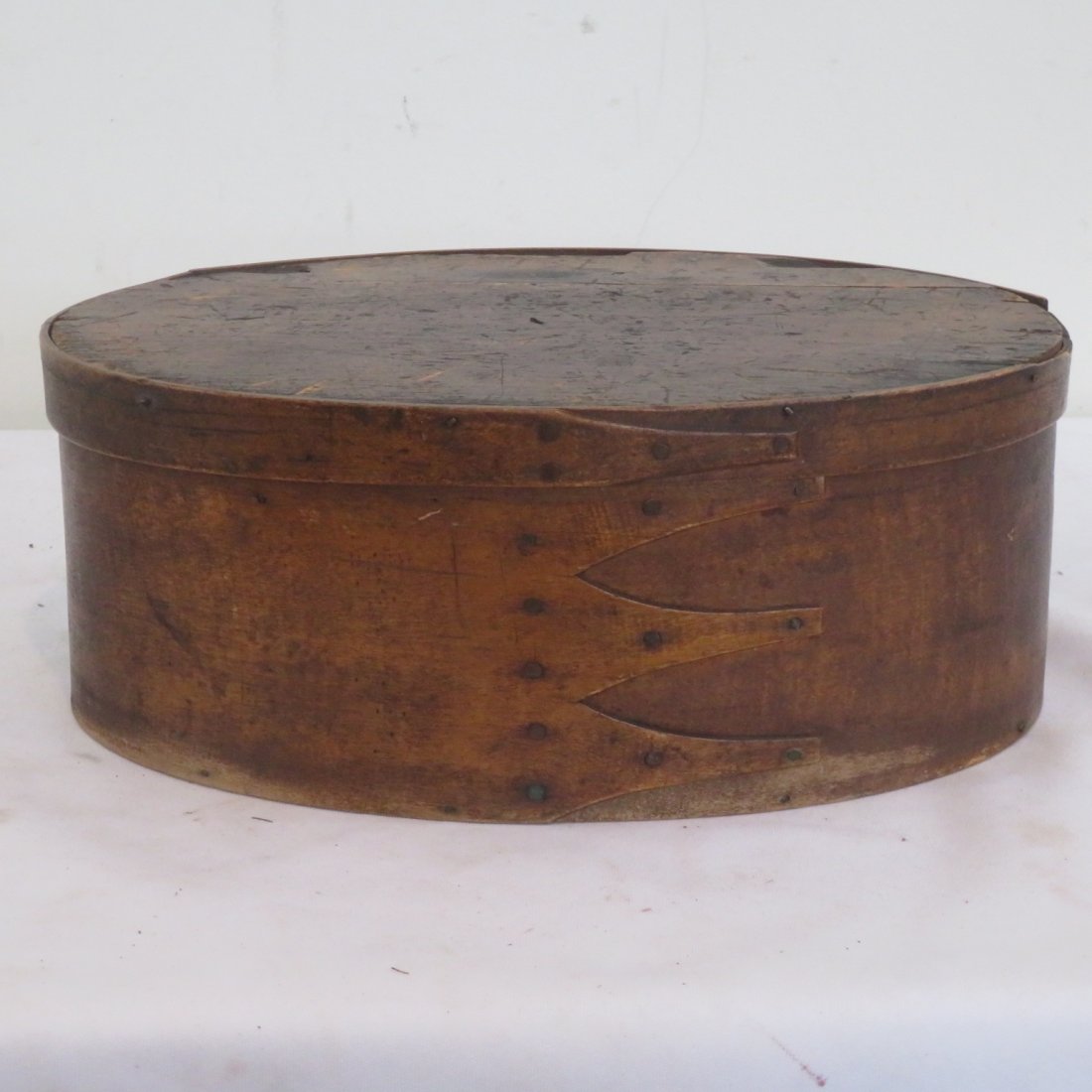 Shaker 3 fingered oval pantry box: Shaker 3 fingered oval pantry box with old natural surface, 4" x 10.25" x 7.25"