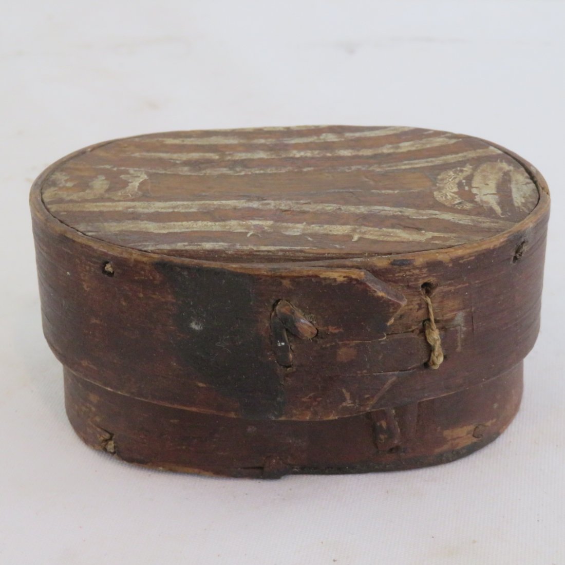 Small oval pantry box, signed and decorated: Small oval pantry box, signed Carl Almgre, decorated lid, original natural patina, 1.75" x 4" x 3"