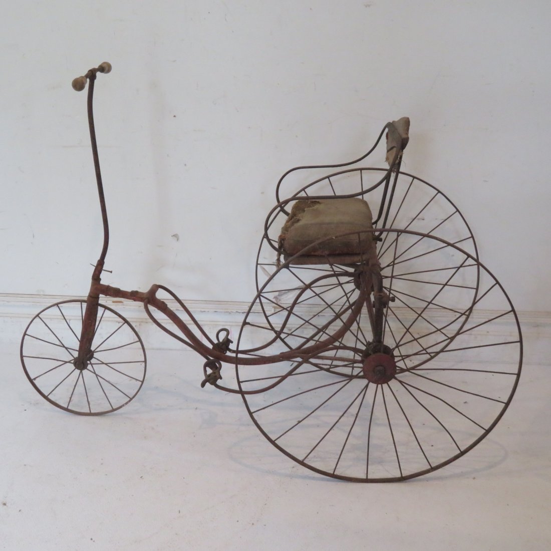 Late 19th century velocipede (1 of 7)