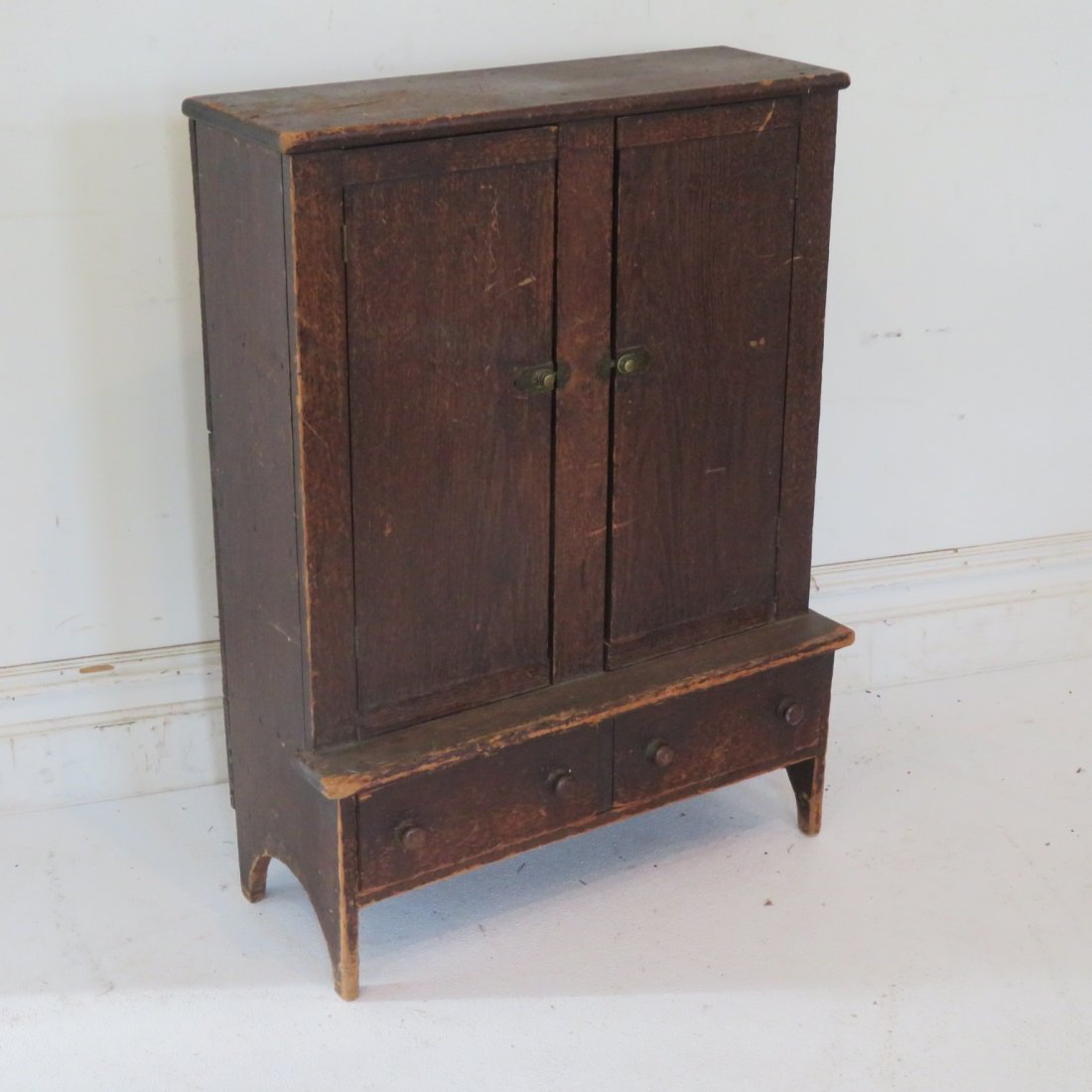 Early pine table top blind door cupboard (1 of 8)