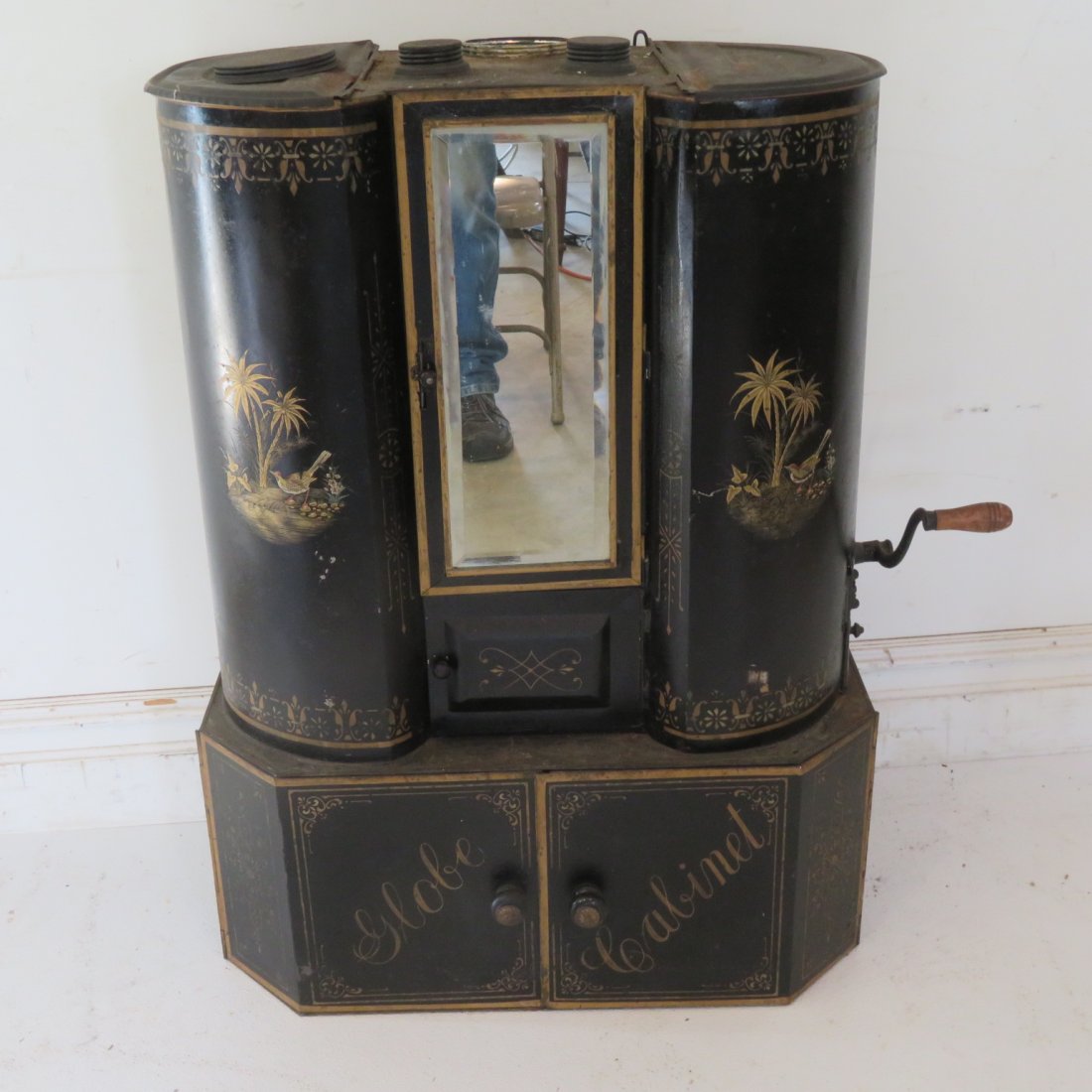 Old hanging Globe tin kitchen cabinet (1 of 7)