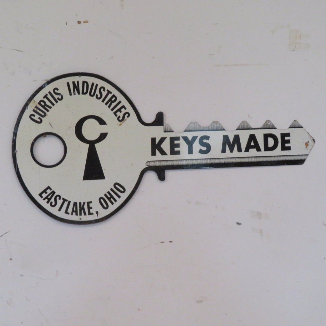 Tin double sided Keys Made sign (1 of 4)