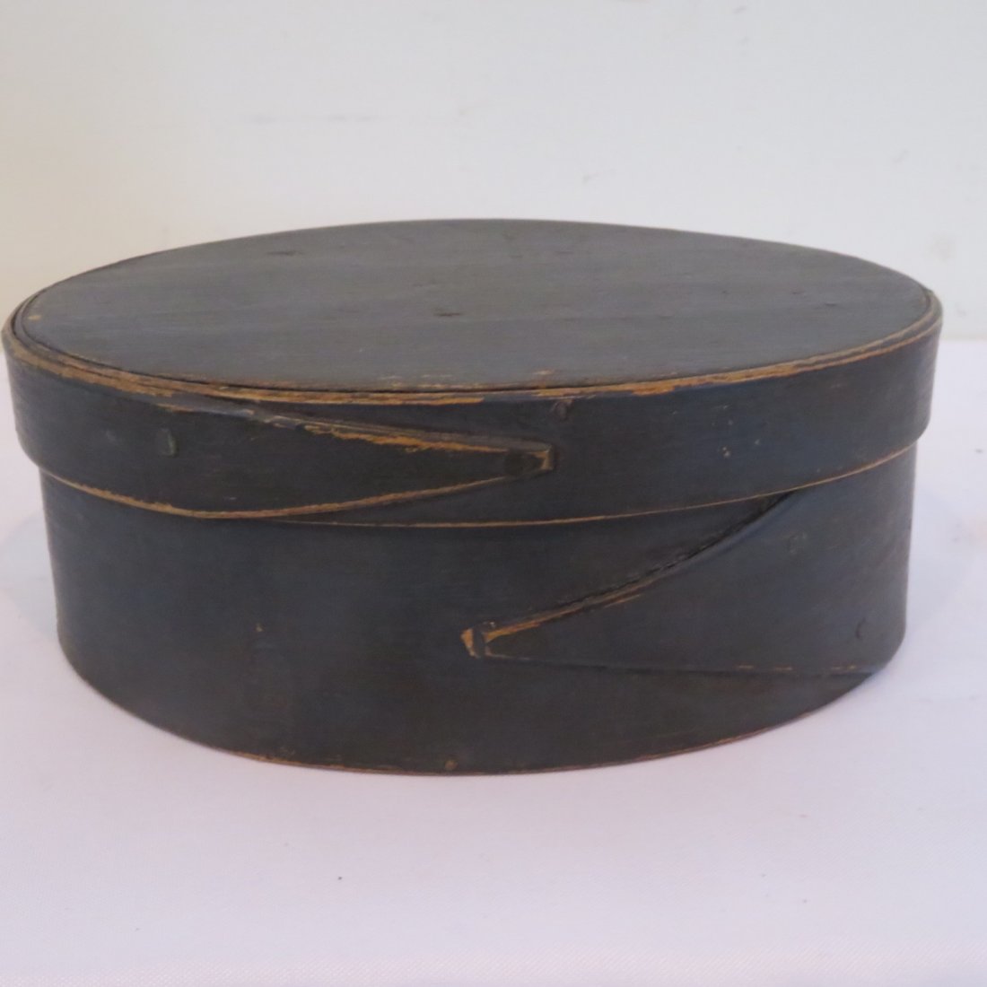 Harvard lap oval pantry box (1 of 4)