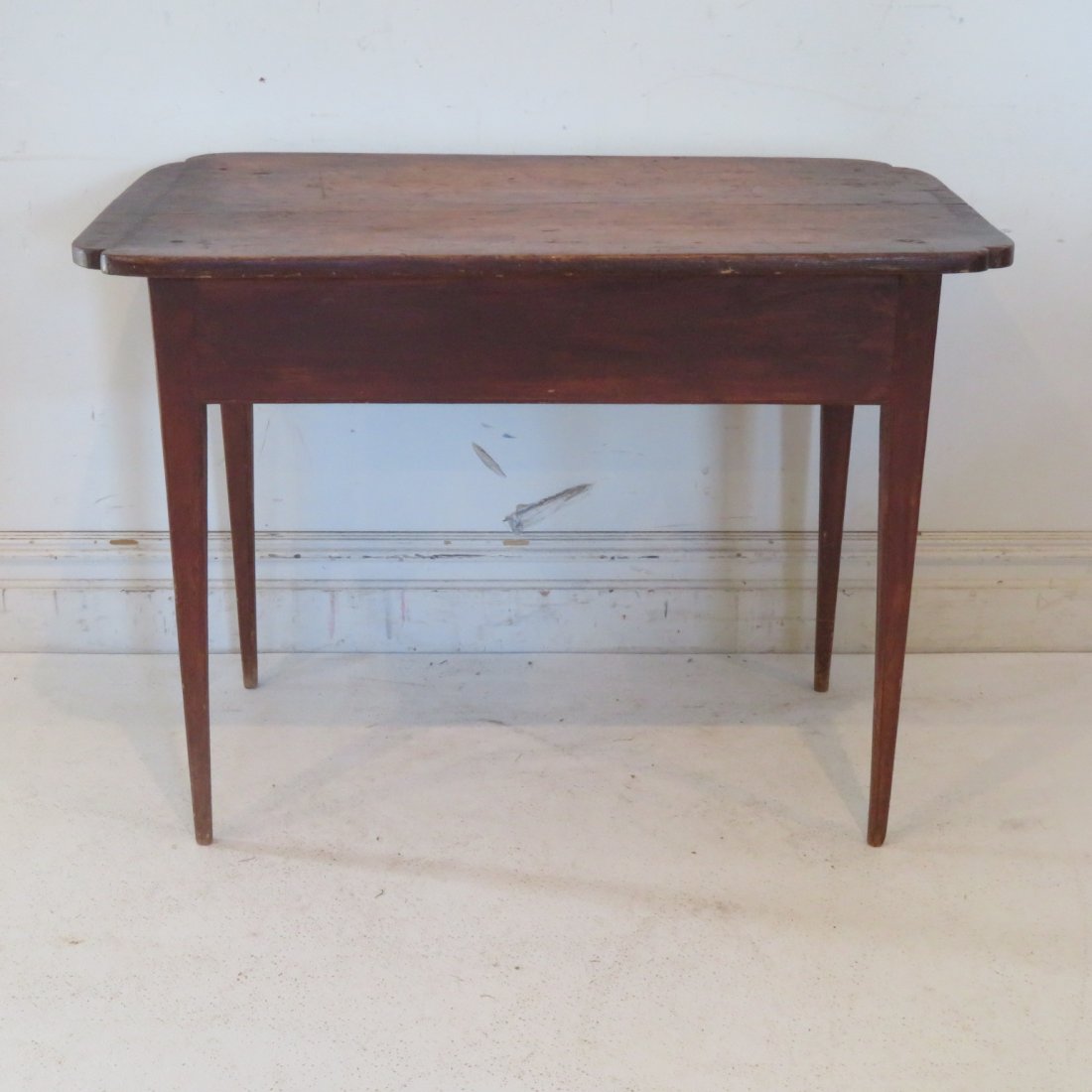 Country Happlewhite pine table (1 of 4)