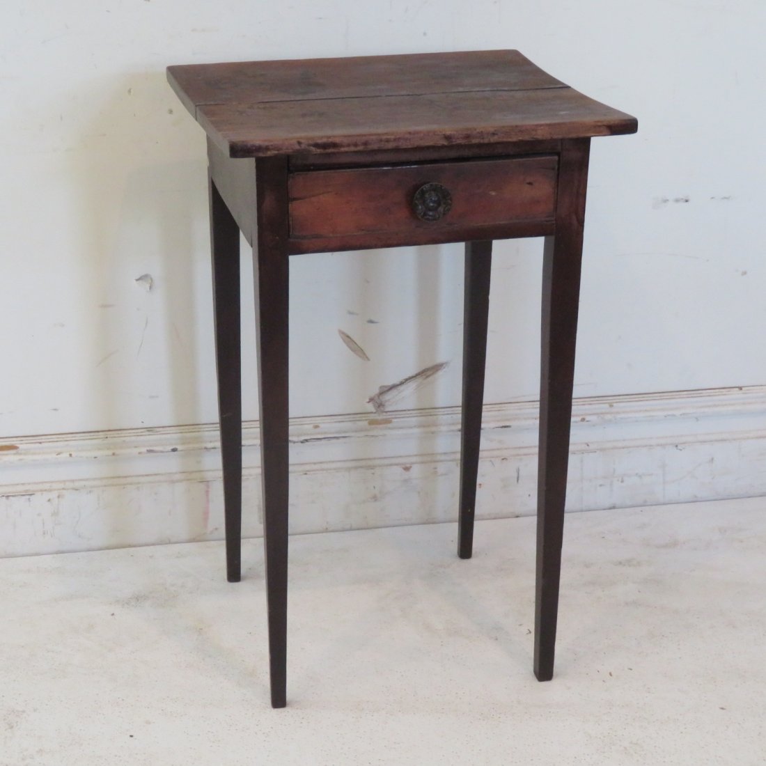 Cherry country Happlewhite 1 drawer stand table (1 of 3)