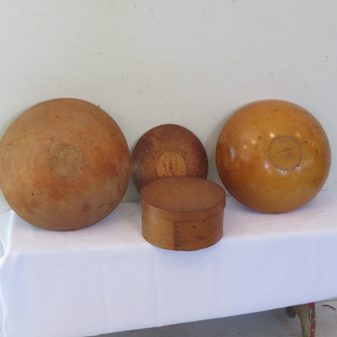 Group of 4 wood items (1 of 5)