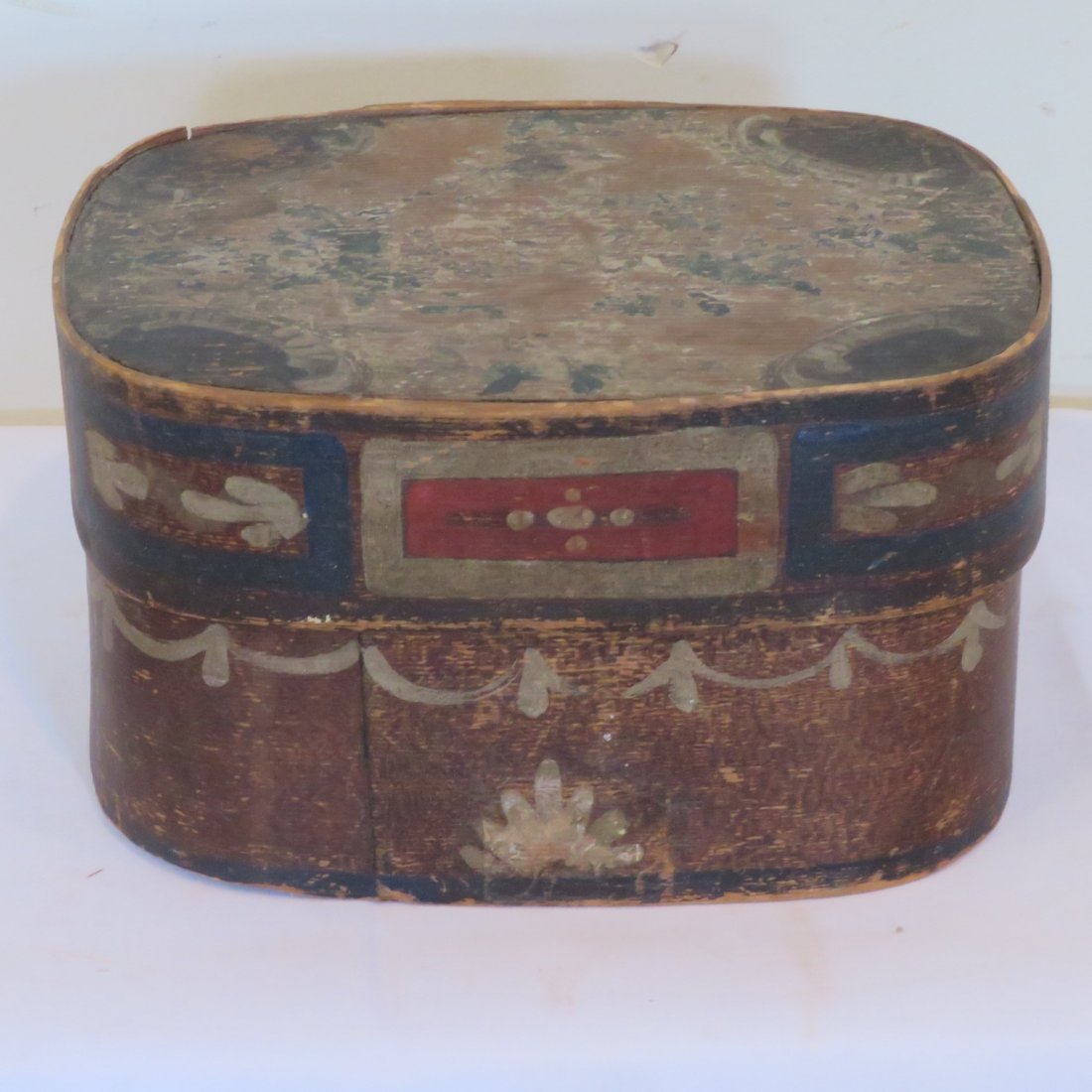 Paint decorated box (1 of 5)