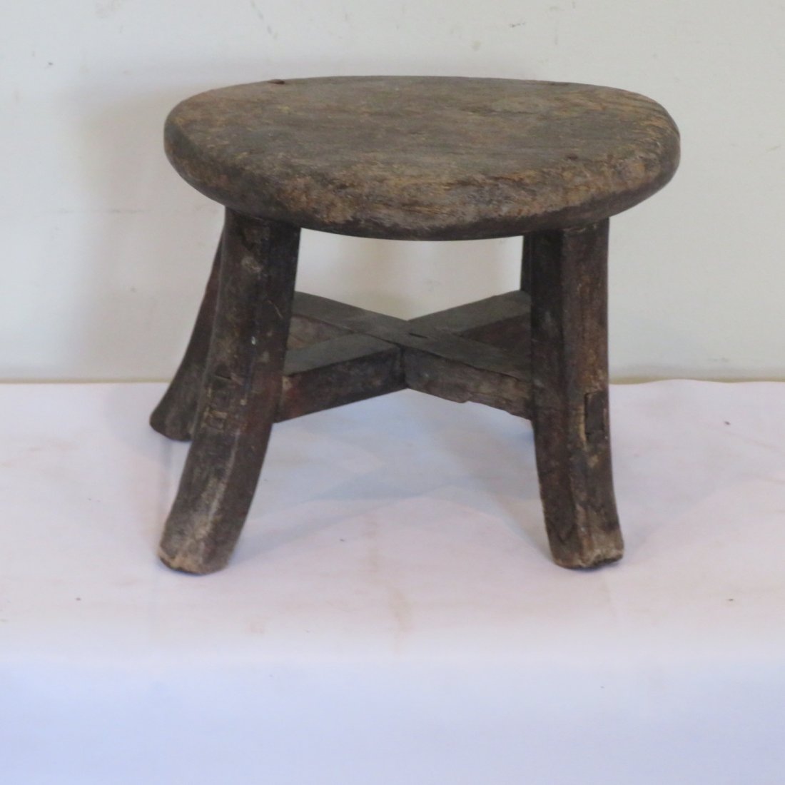 Grungey foot stool (1 of 4)
