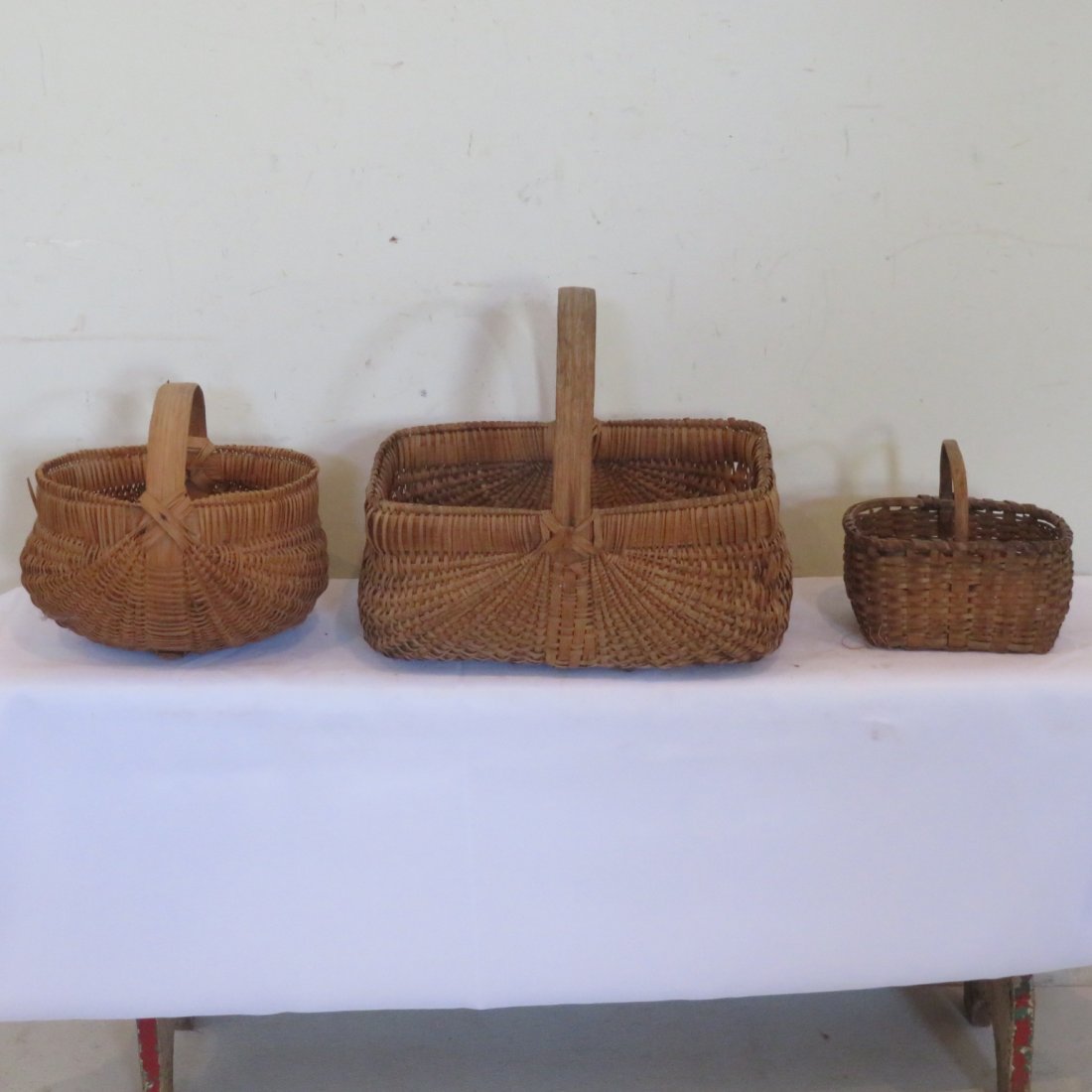 3 splint baskets (1 of 10)